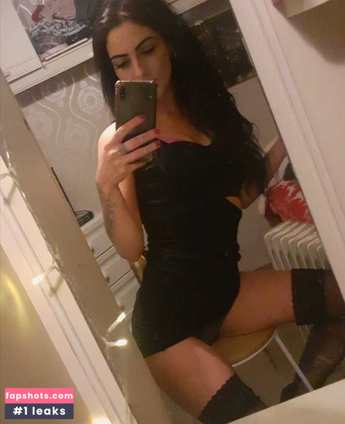 naomi89 Nude Leaks OnlyFans - Fapshots
