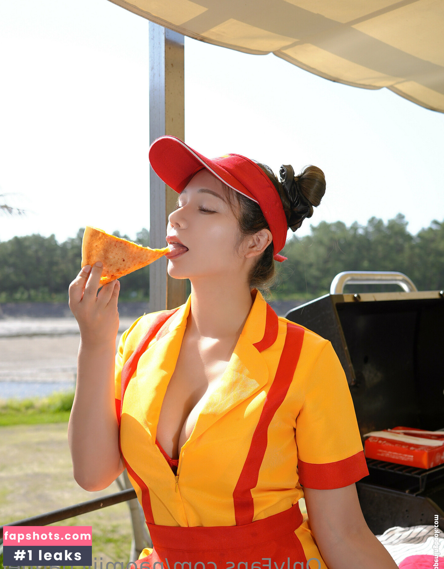 Naomiiichannel gallery photo #22