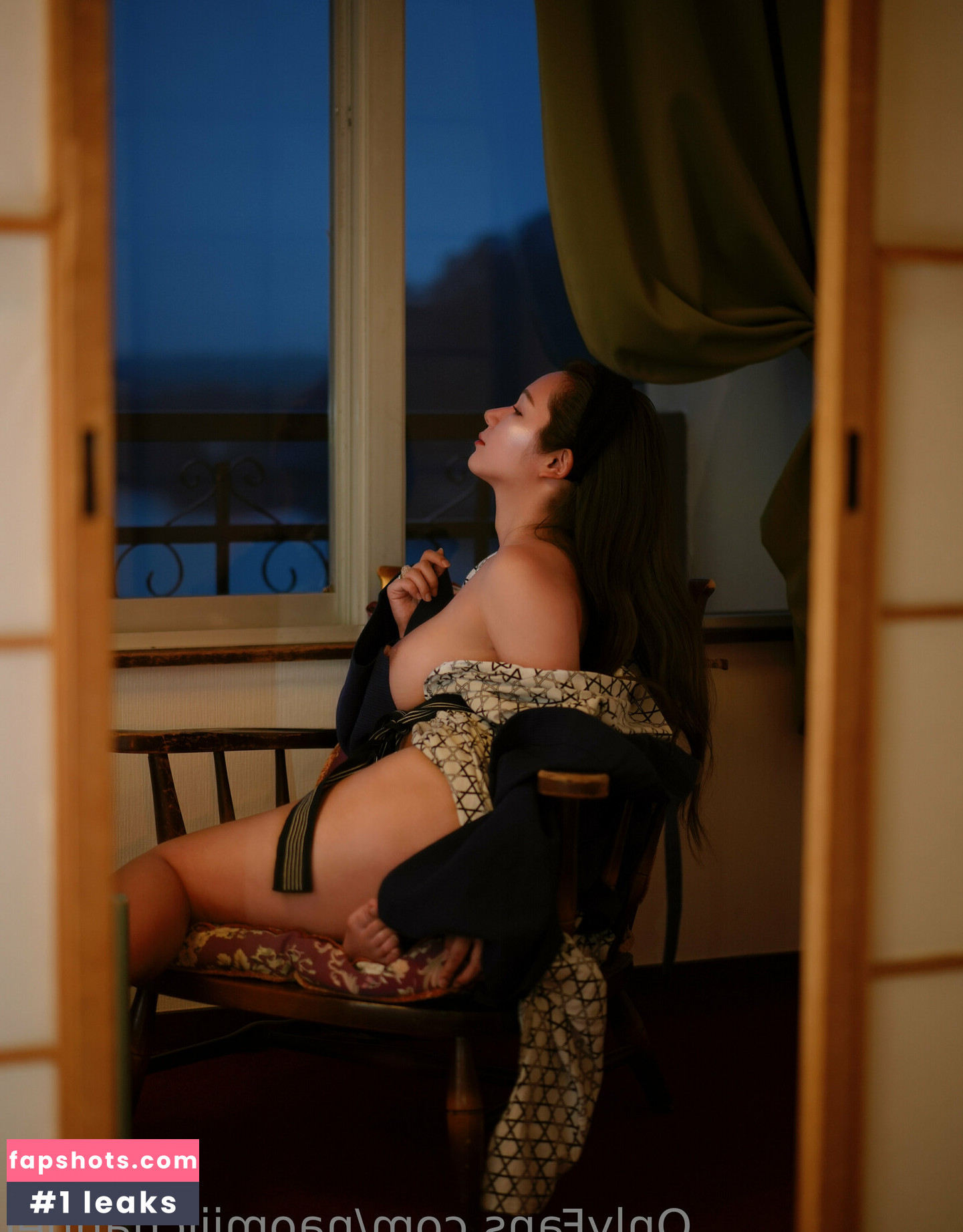 Naomiiichannel gallery photo #26