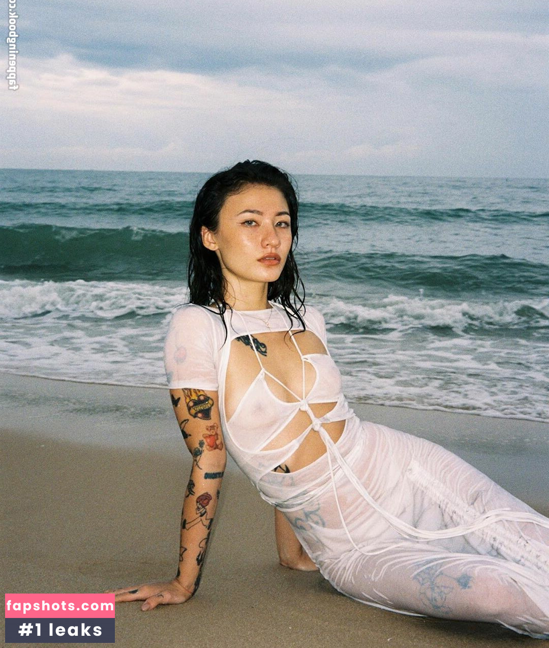 naomiroestel Nude Leaks OnlyFans Photos #2 - LeakJerk