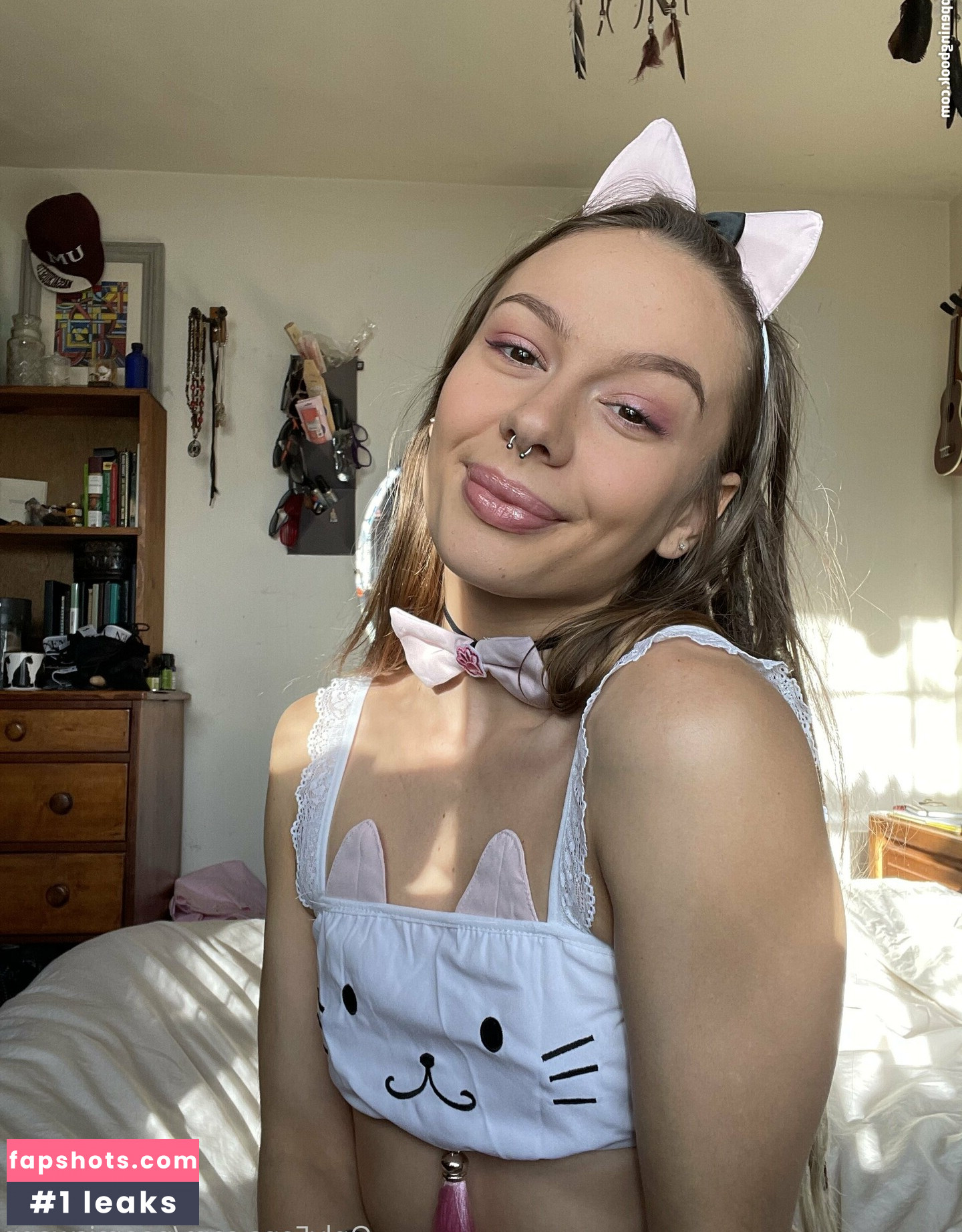 naomiswann gallery photo #18