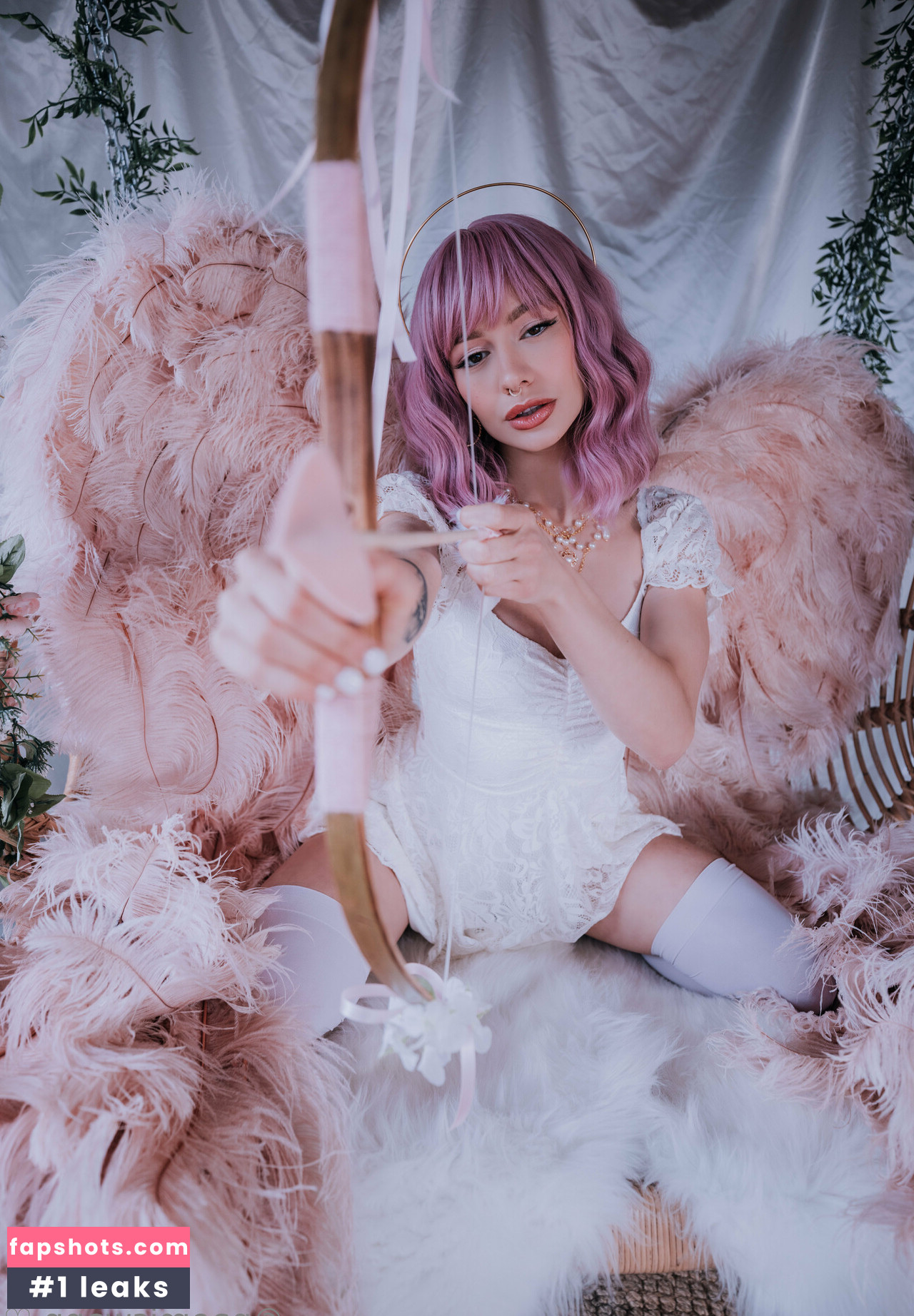 naomiswann gallery photo #5