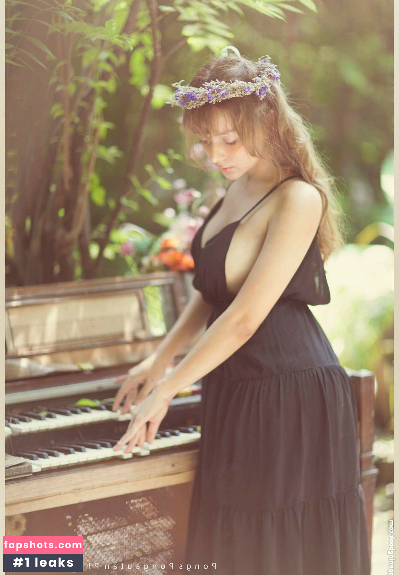 Napasorn Sudsai gallery photo #10