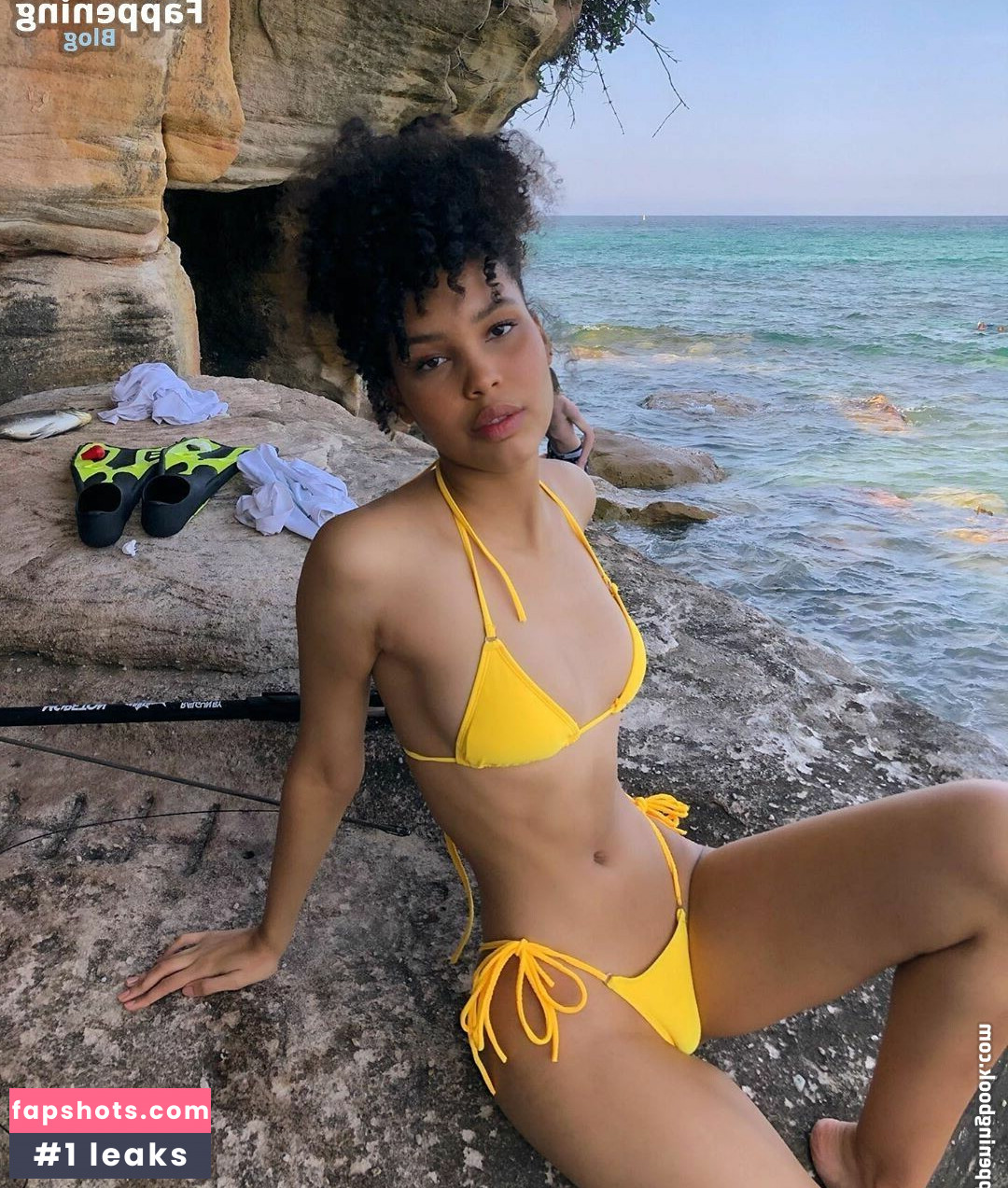 Nara Pellman nude babe gallery