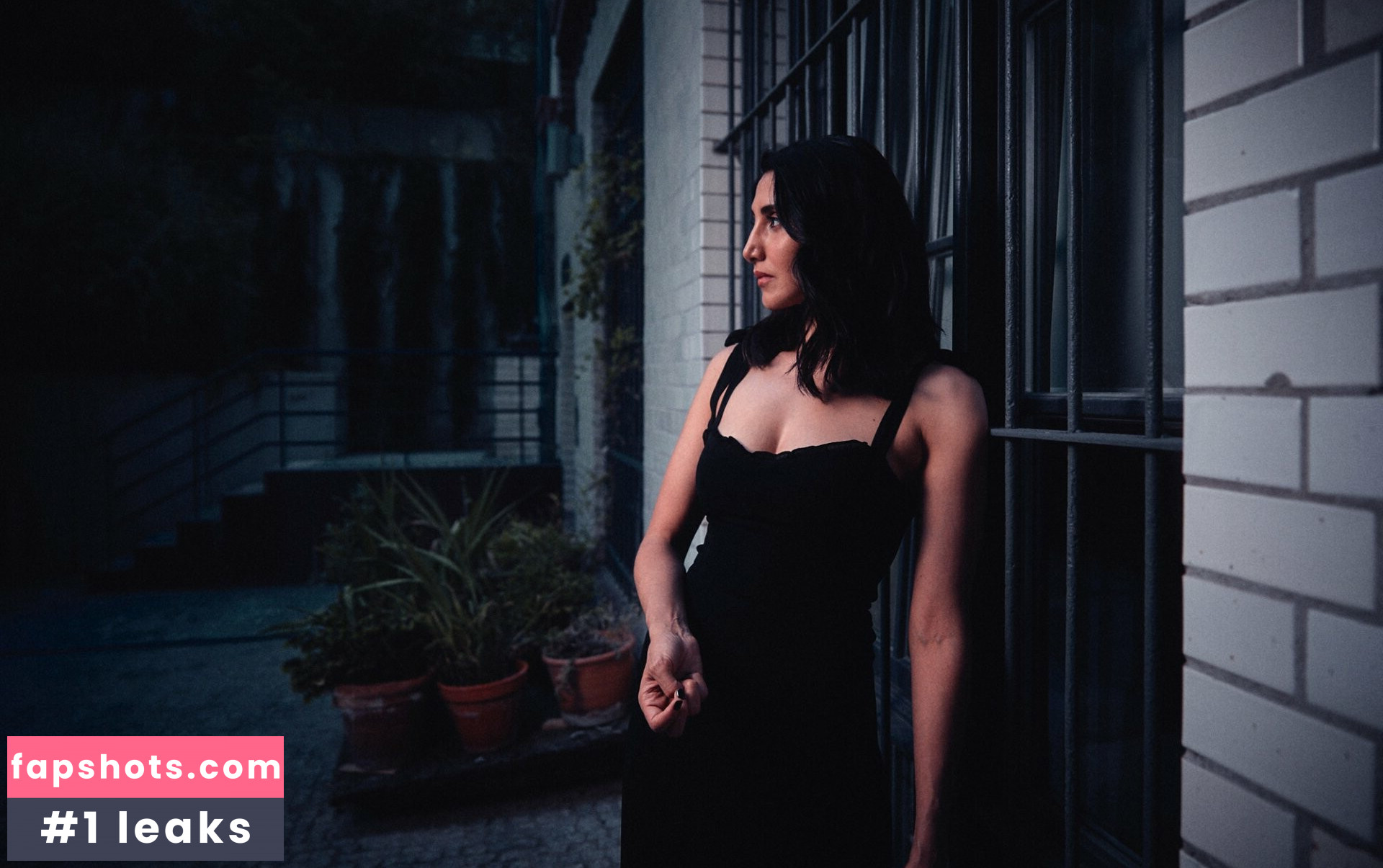 Narges Rashidi gallery photo #19