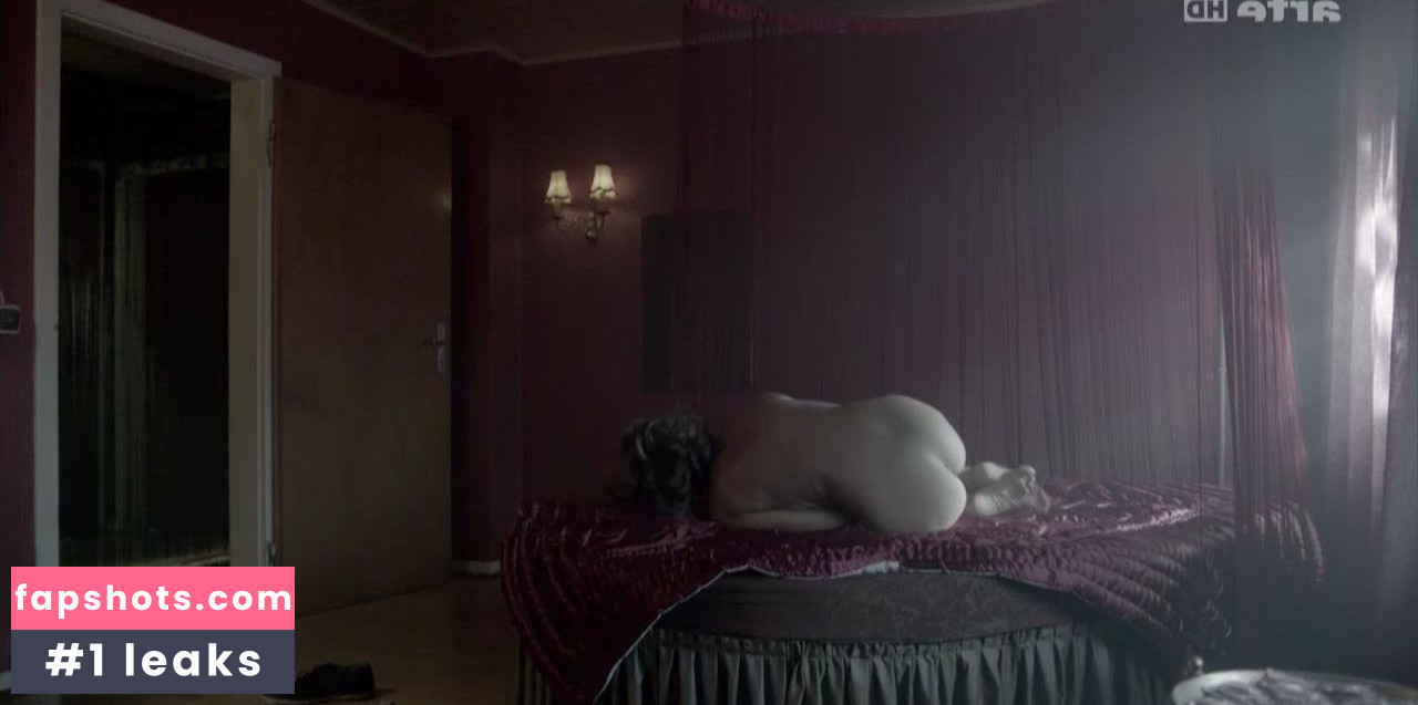 Narges Rashidi gallery photo #41