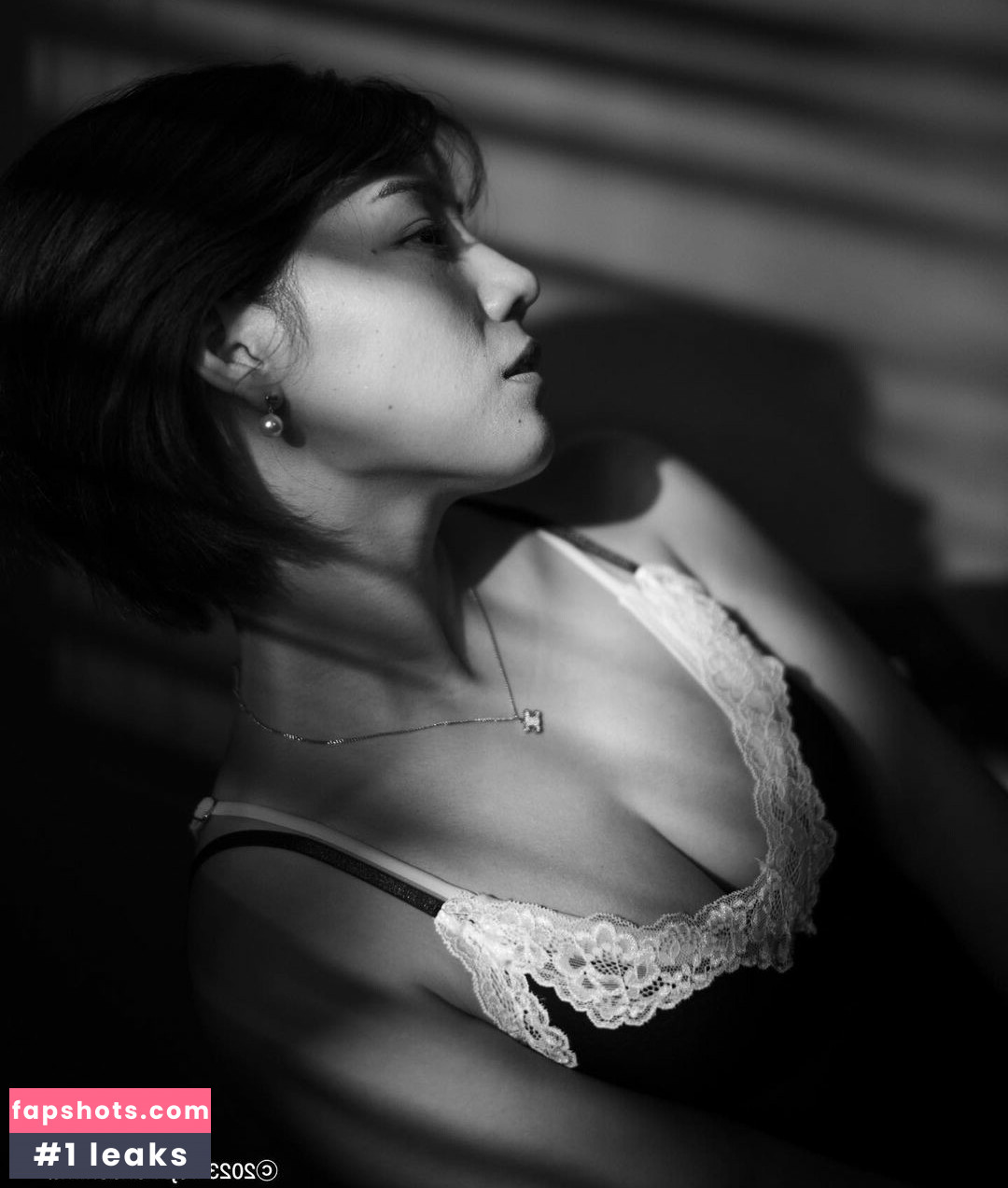 Narumi Ohkawa gallery photo #14