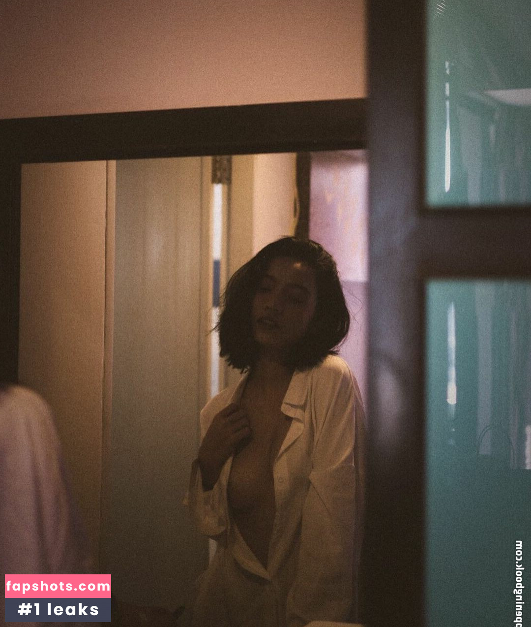 Narumol Yamklud gallery photo #4