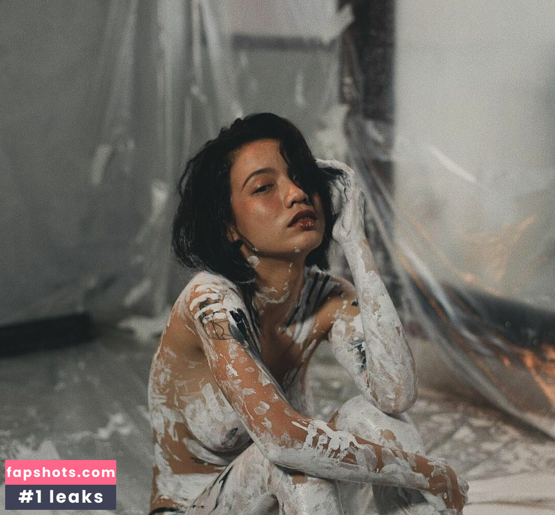 Narumol Yamklud gallery photo #8