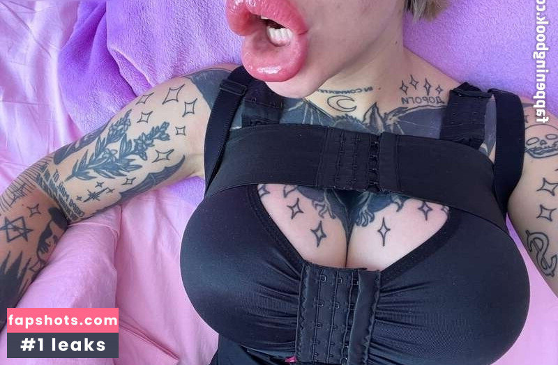 nasty_bimbo gallery photo #16