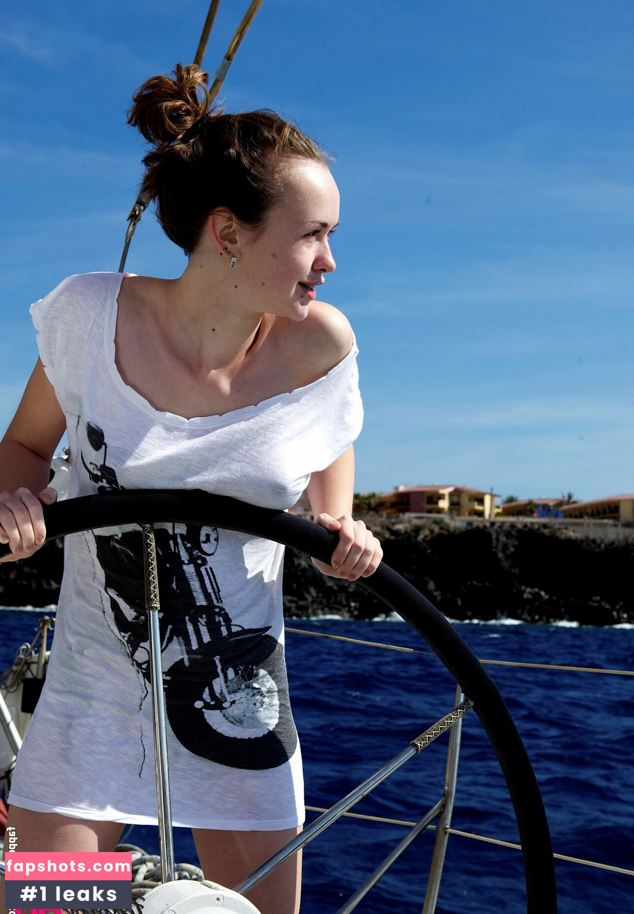 Nastya E nude babe gallery