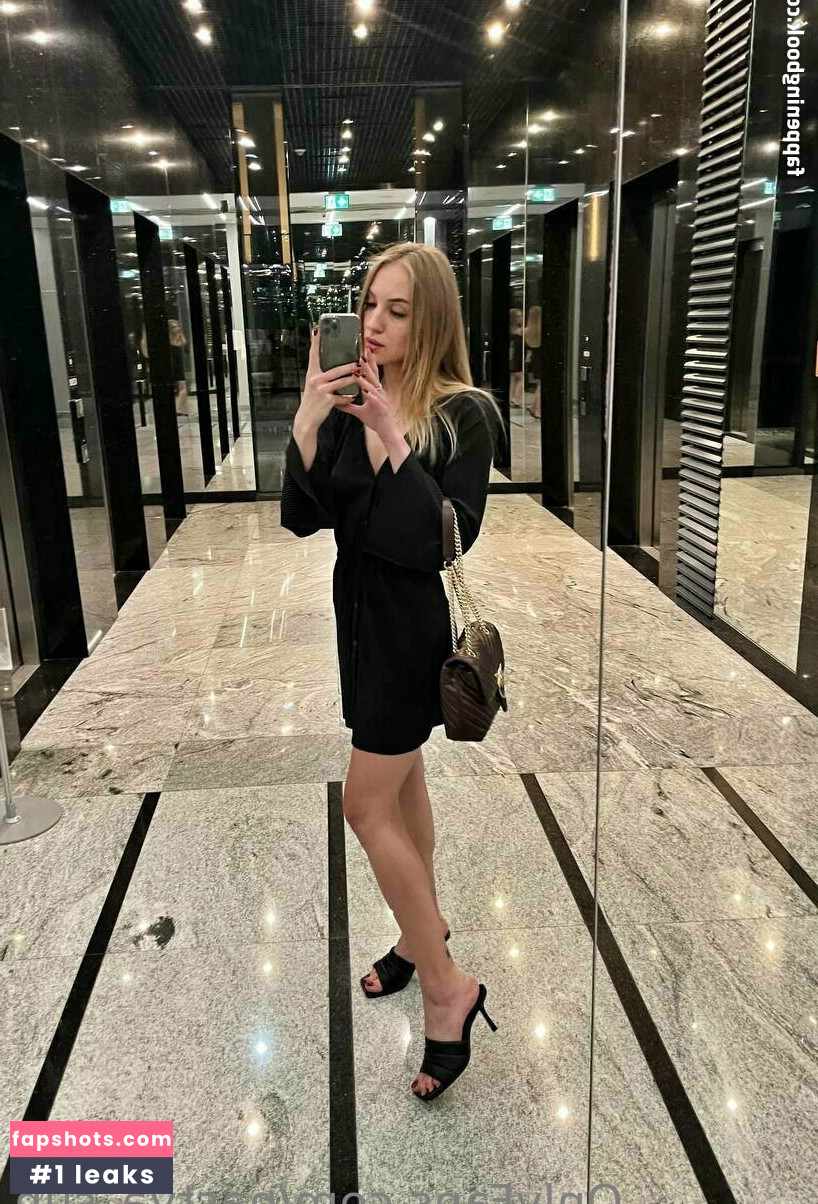 nastya_sun Nude Leaks OnlyFans Photos #3 - LeakJerk