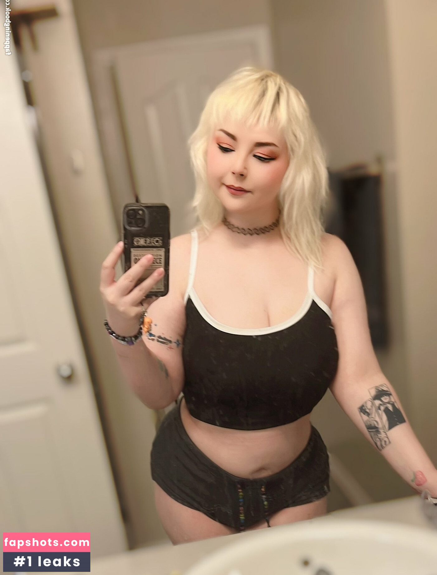 NastyMajesty gallery photo #5