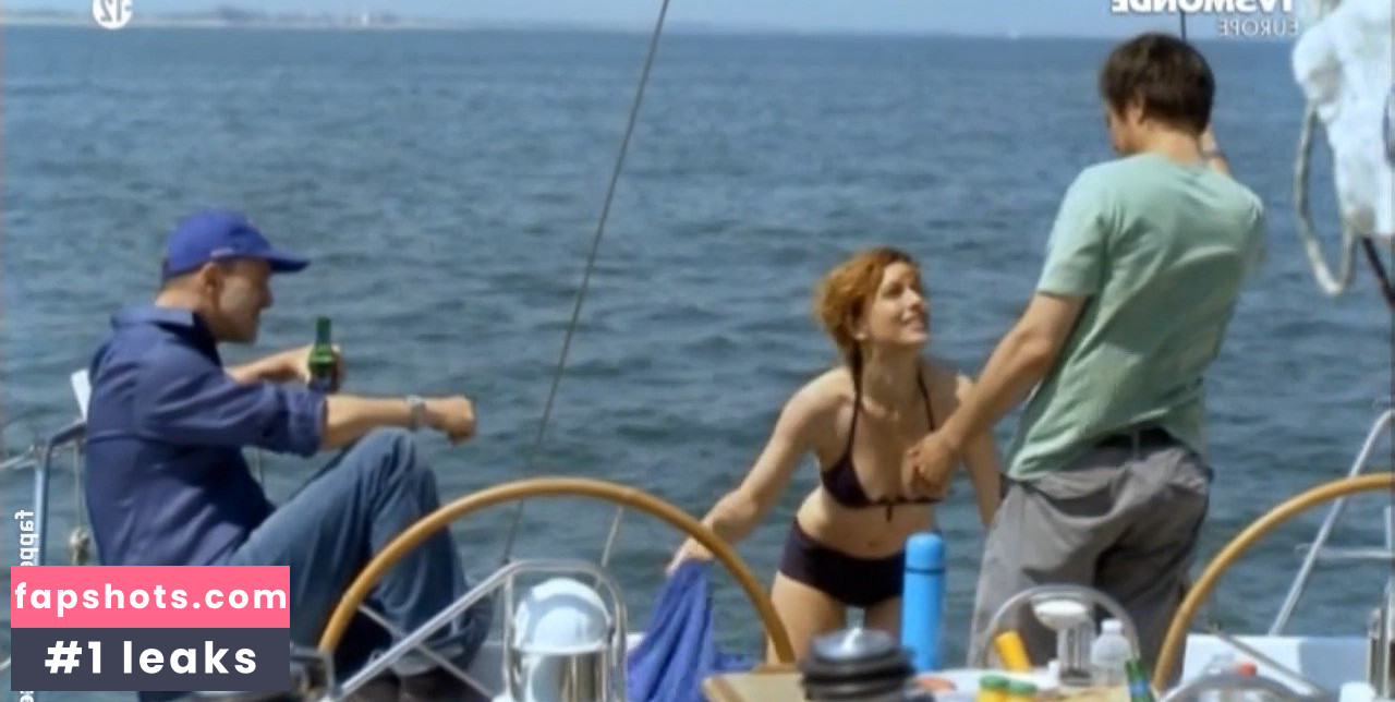 Natacha Lindinger nude babe gallery