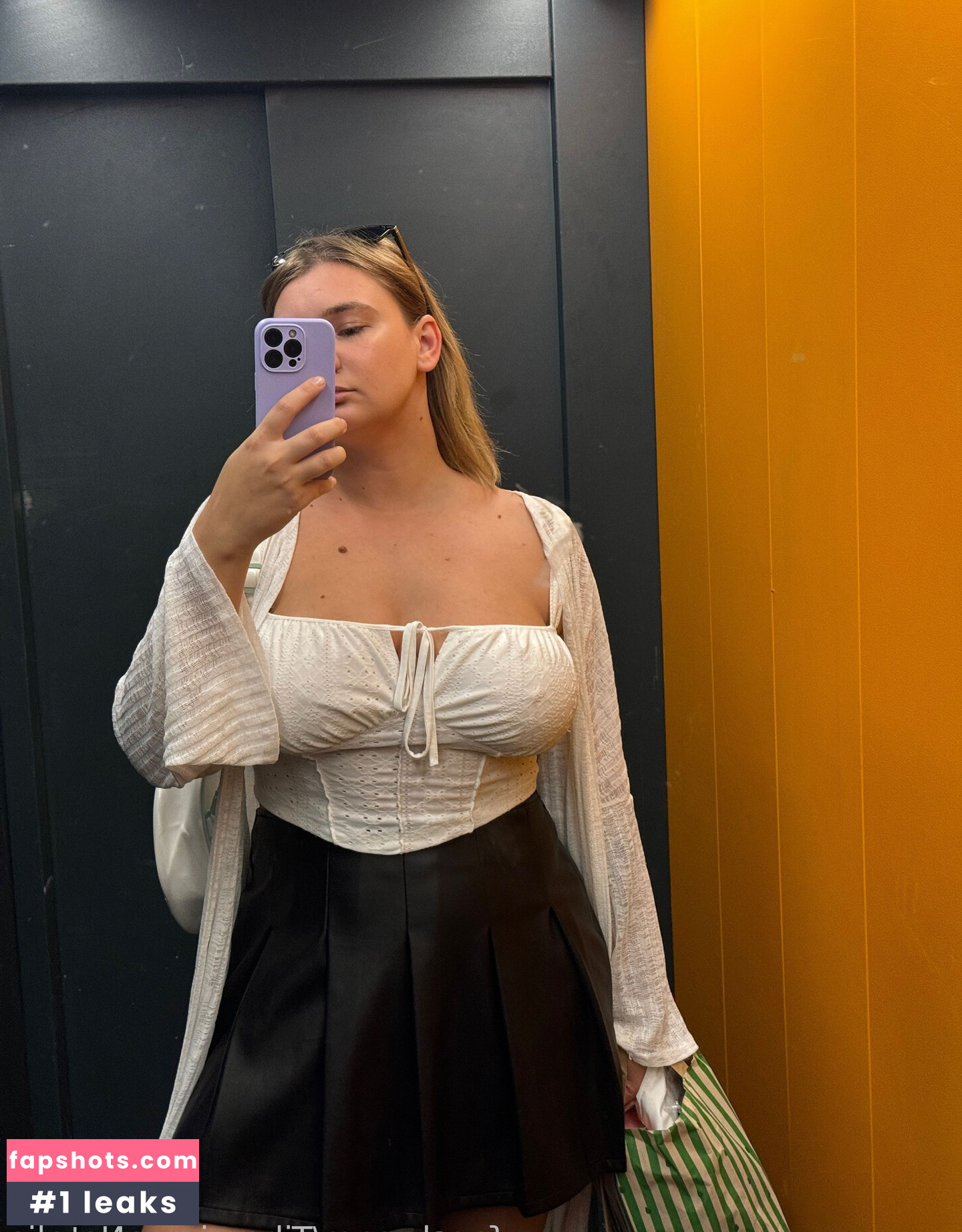 Natali Tihomirova gallery photo #116