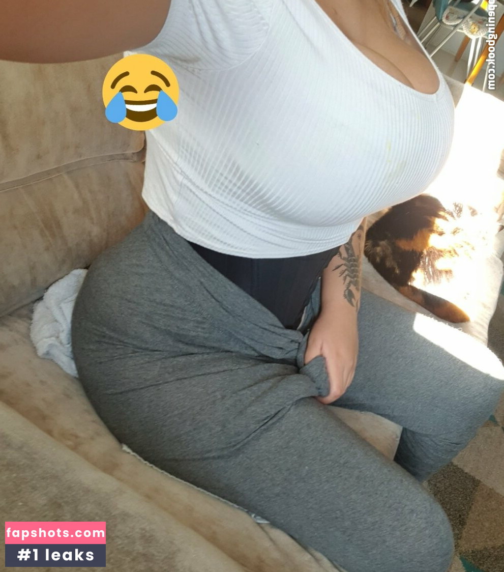 Natalia James nude babe gallery