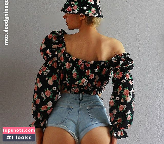 Natalia Sense Nude Leaks OnlyFans Photos #4 - LeakJerk