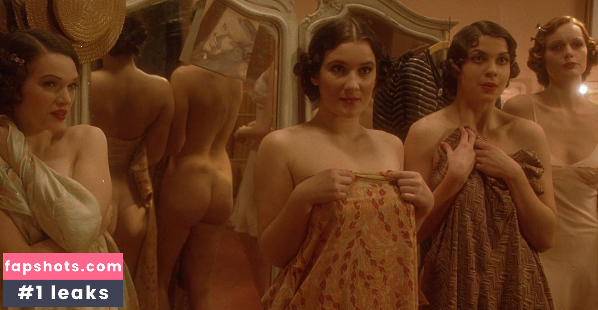 Natalia Tena Nude Leaks OnlyFans Photos #39 - LeakJerk