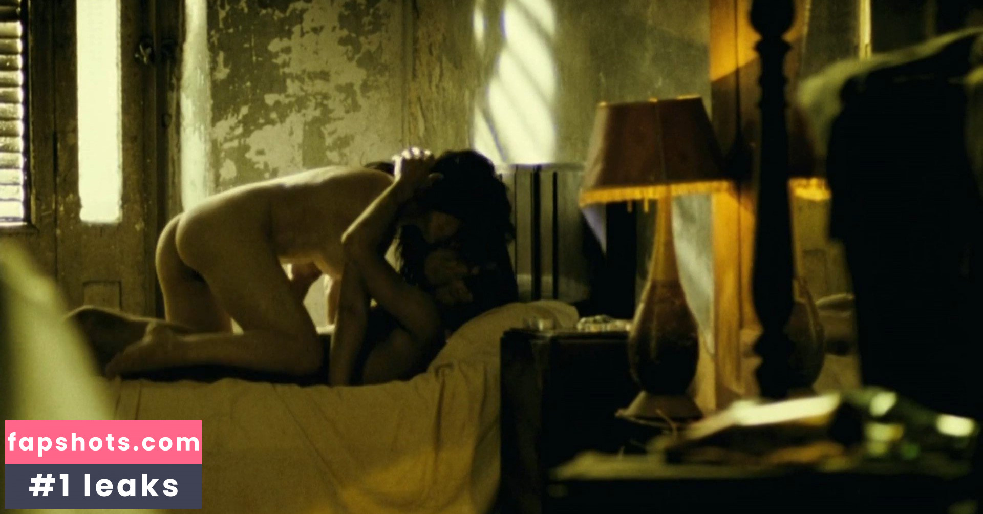 Natalia Verbeke gallery photo #26