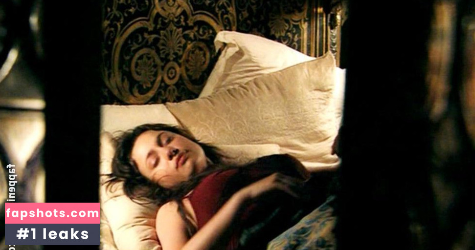 Natalia Verbeke gallery photo #53