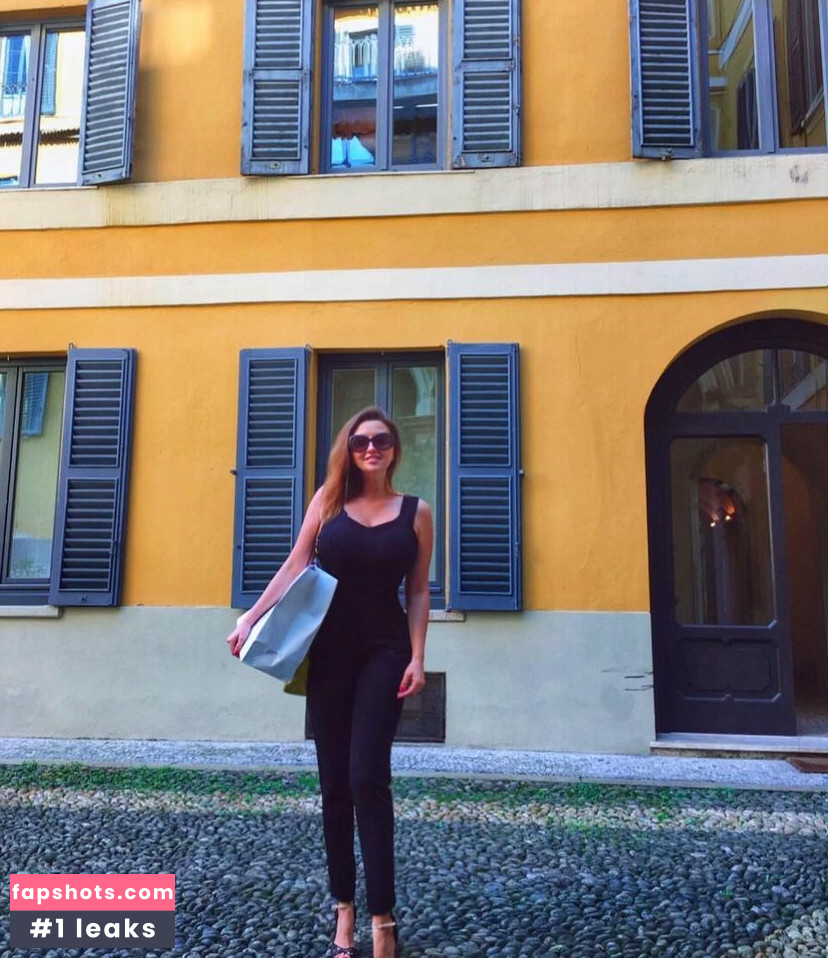 Natalia Zanellati gallery photo #19