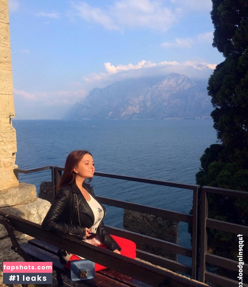 Natalia Zanellati gallery photo #27