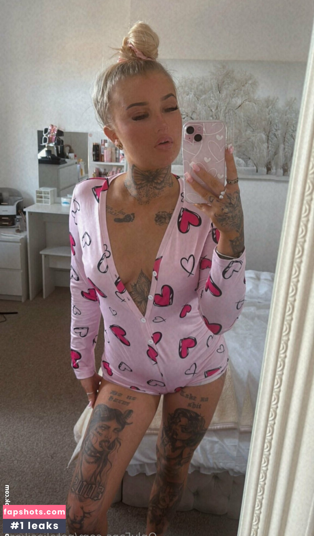 nataliasikora gallery photo #2