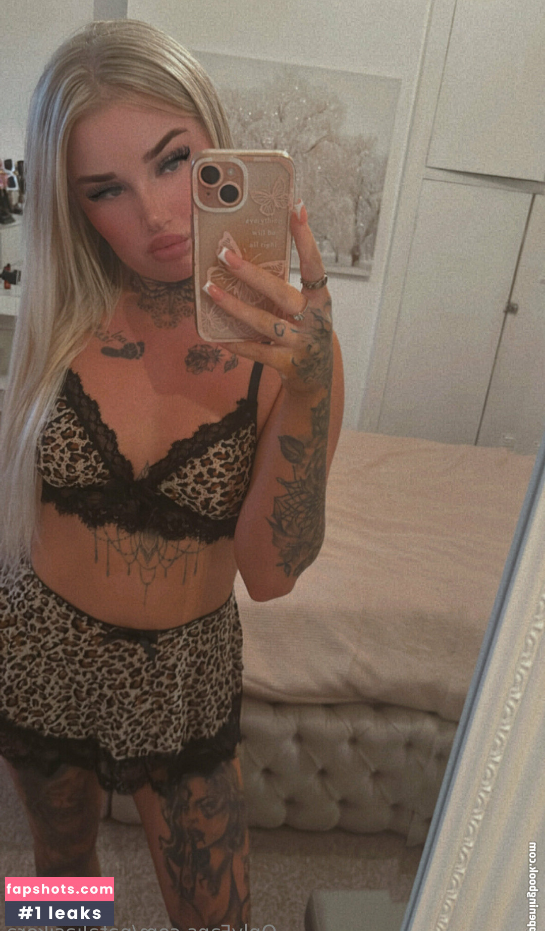 nataliasikora nude babe gallery