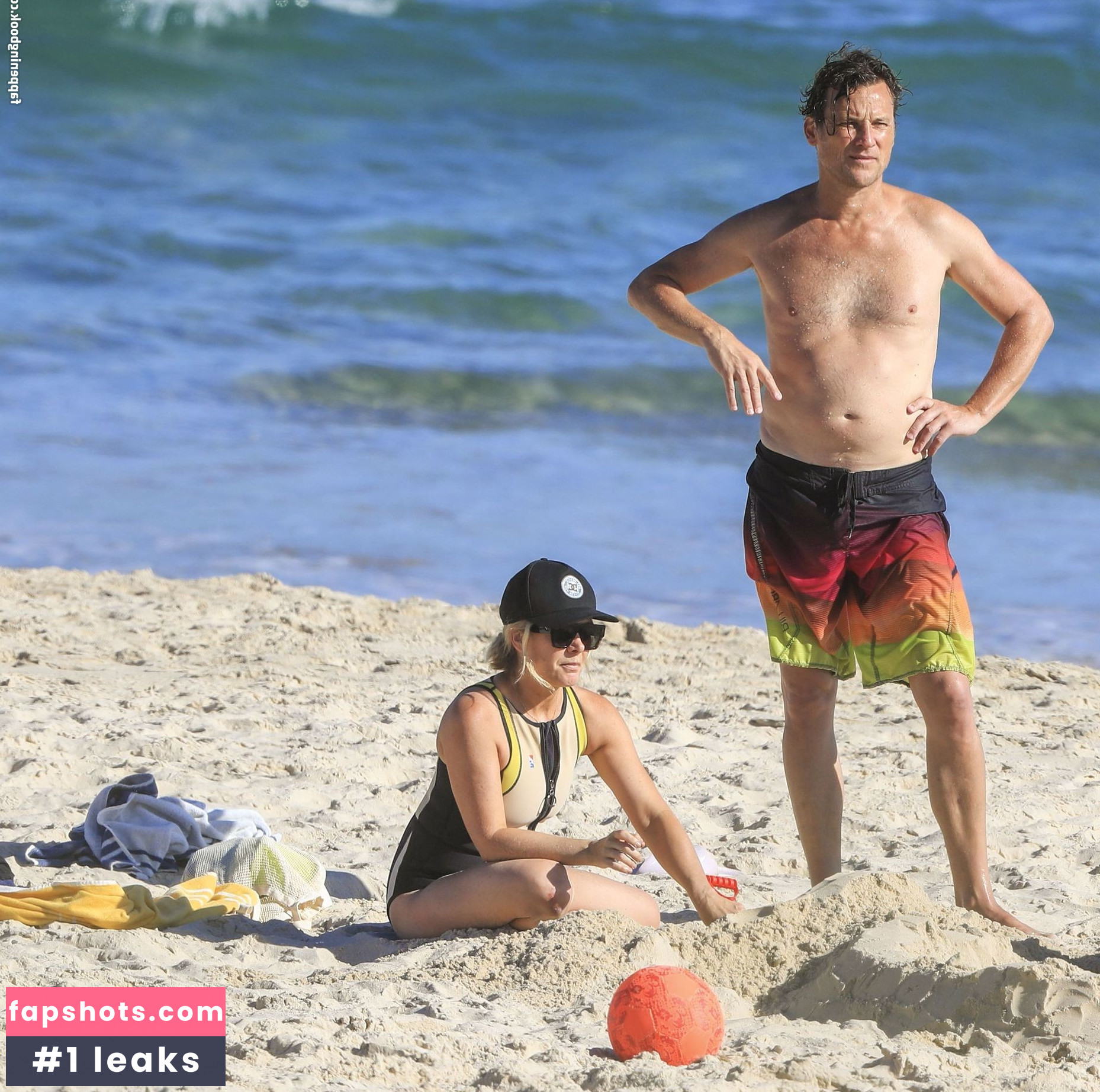 Natalie Bassingthwaighte gallery photo #20