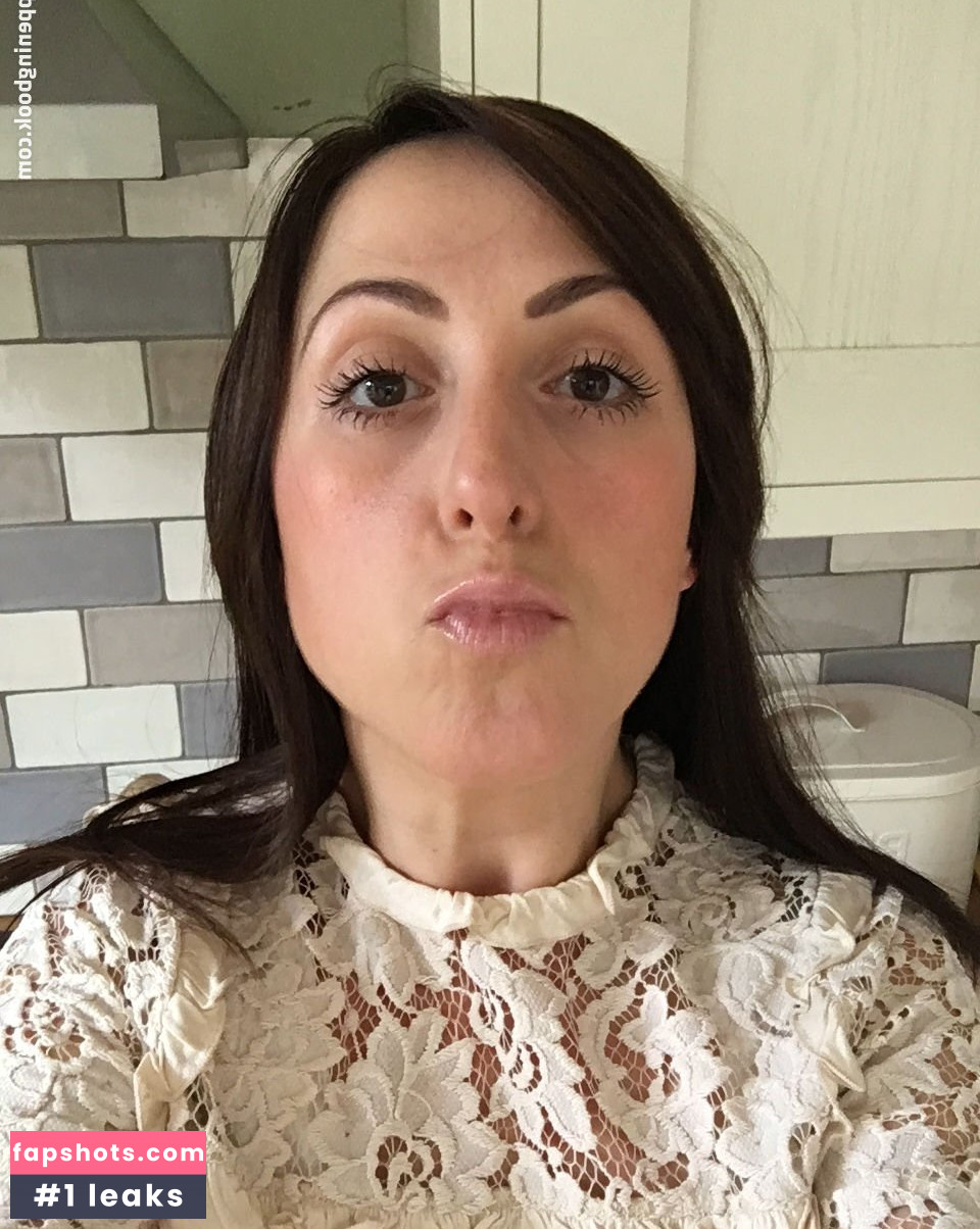 Natalie Cassidy gallery photo #14