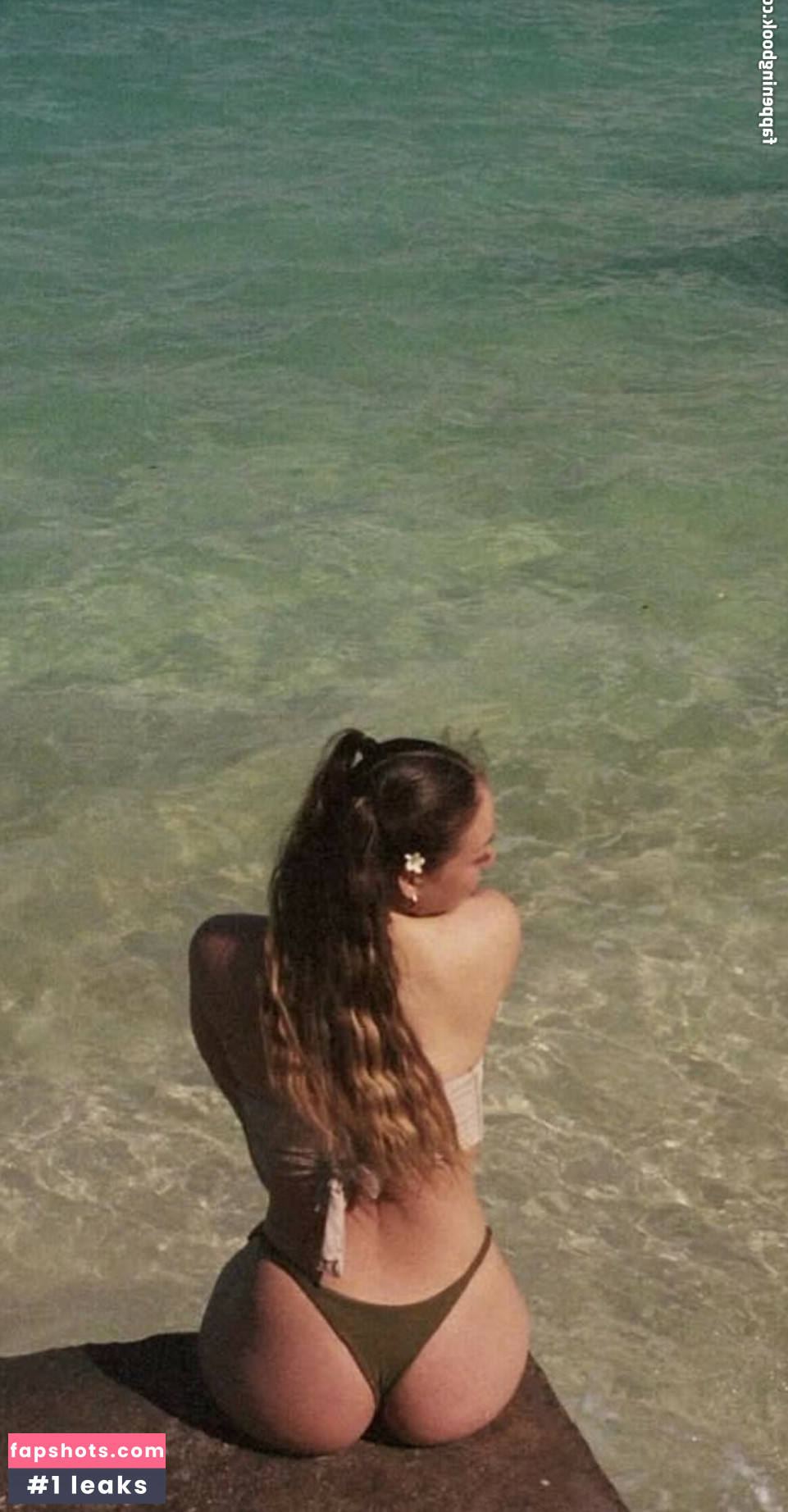 Natalie Clark gallery photo #2