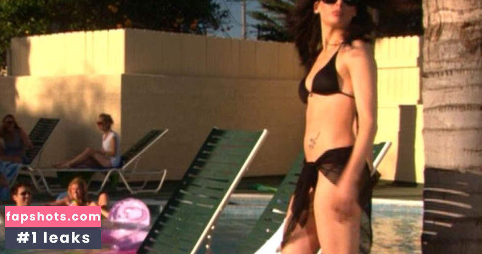 Natalie Denise Sperl gallery photo #9