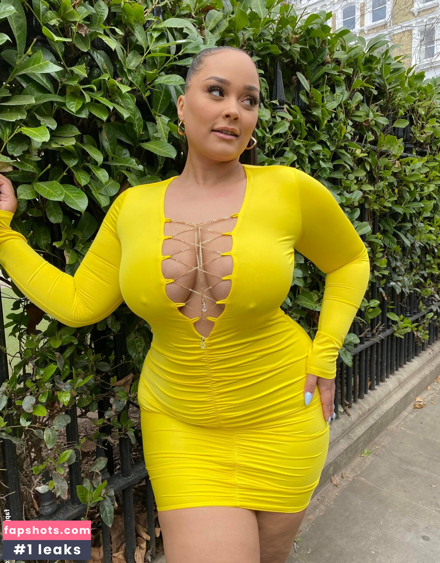 Natalie E Wade gallery photo #33