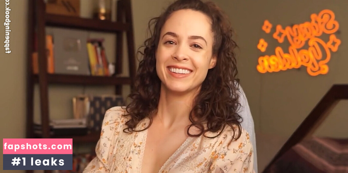 Natalie Gold gallery photo #33