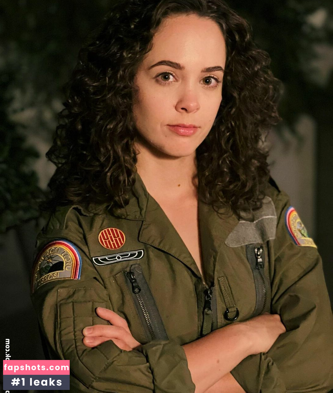 Natalie Gold gallery photo #37