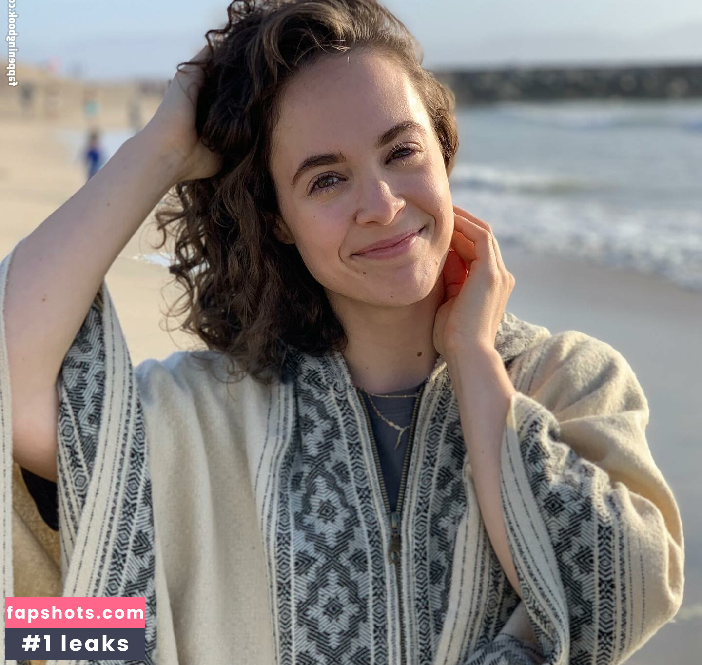 Natalie Gold gallery photo #83