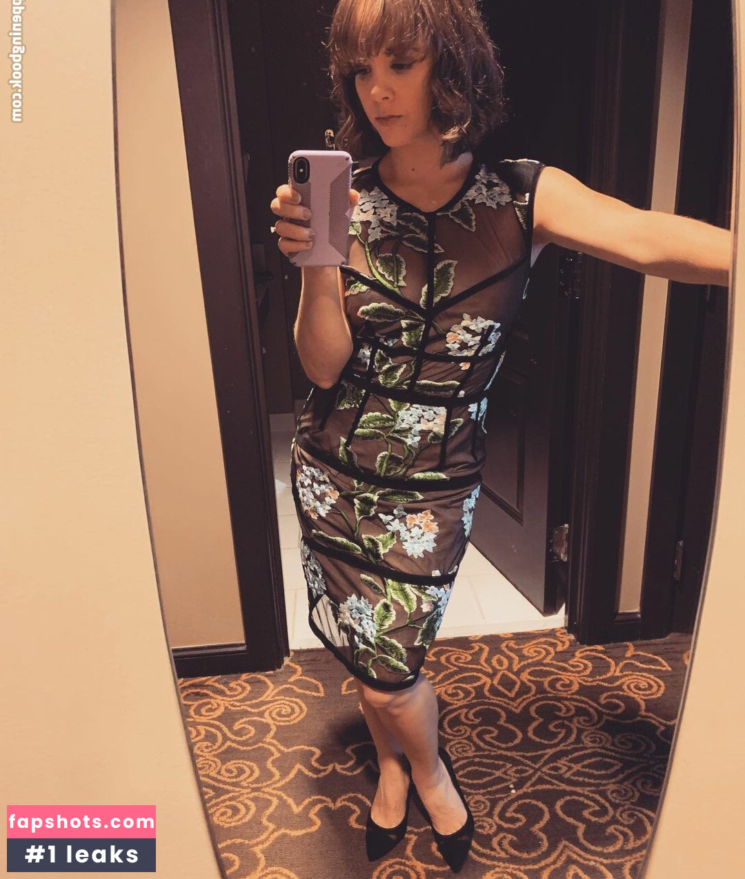 Natalie Gold gallery photo #92