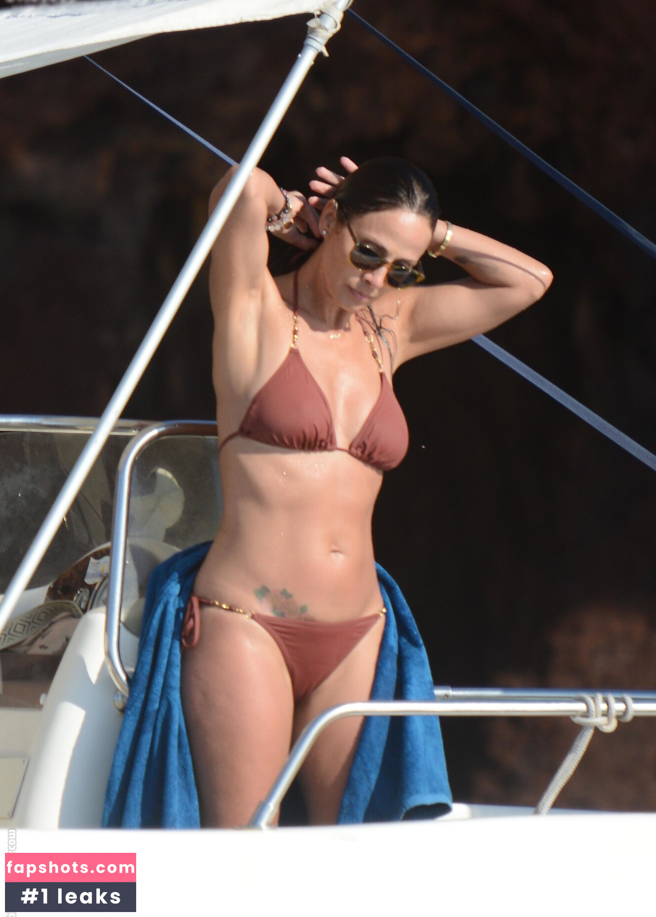 Natalie Imbruglia gallery photo #4