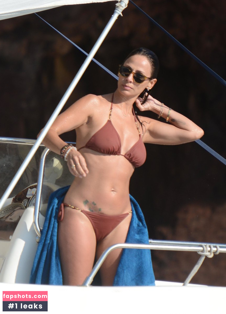 Natalie Imbruglia gallery photo #41