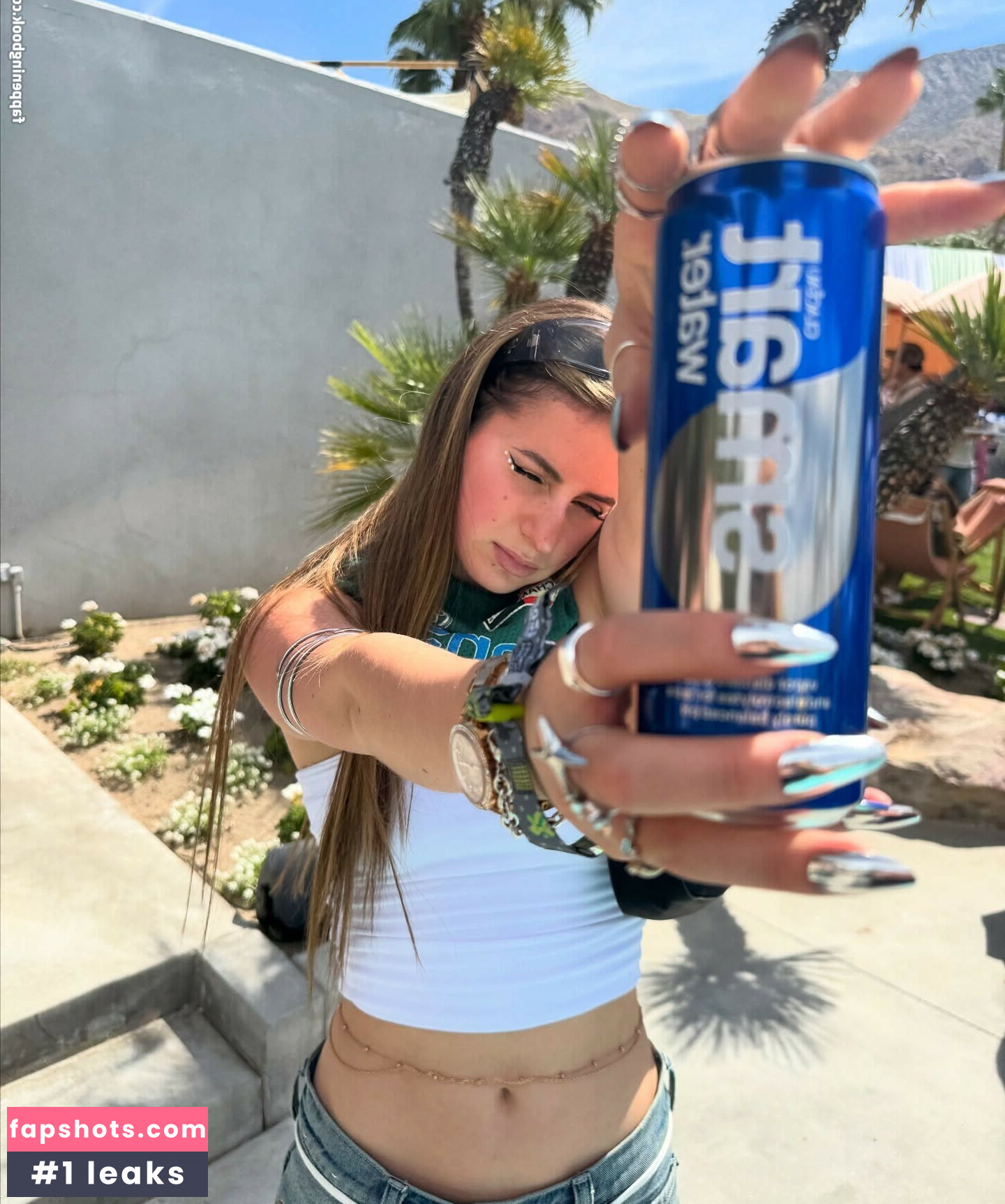 Natalie Jane gallery photo #4