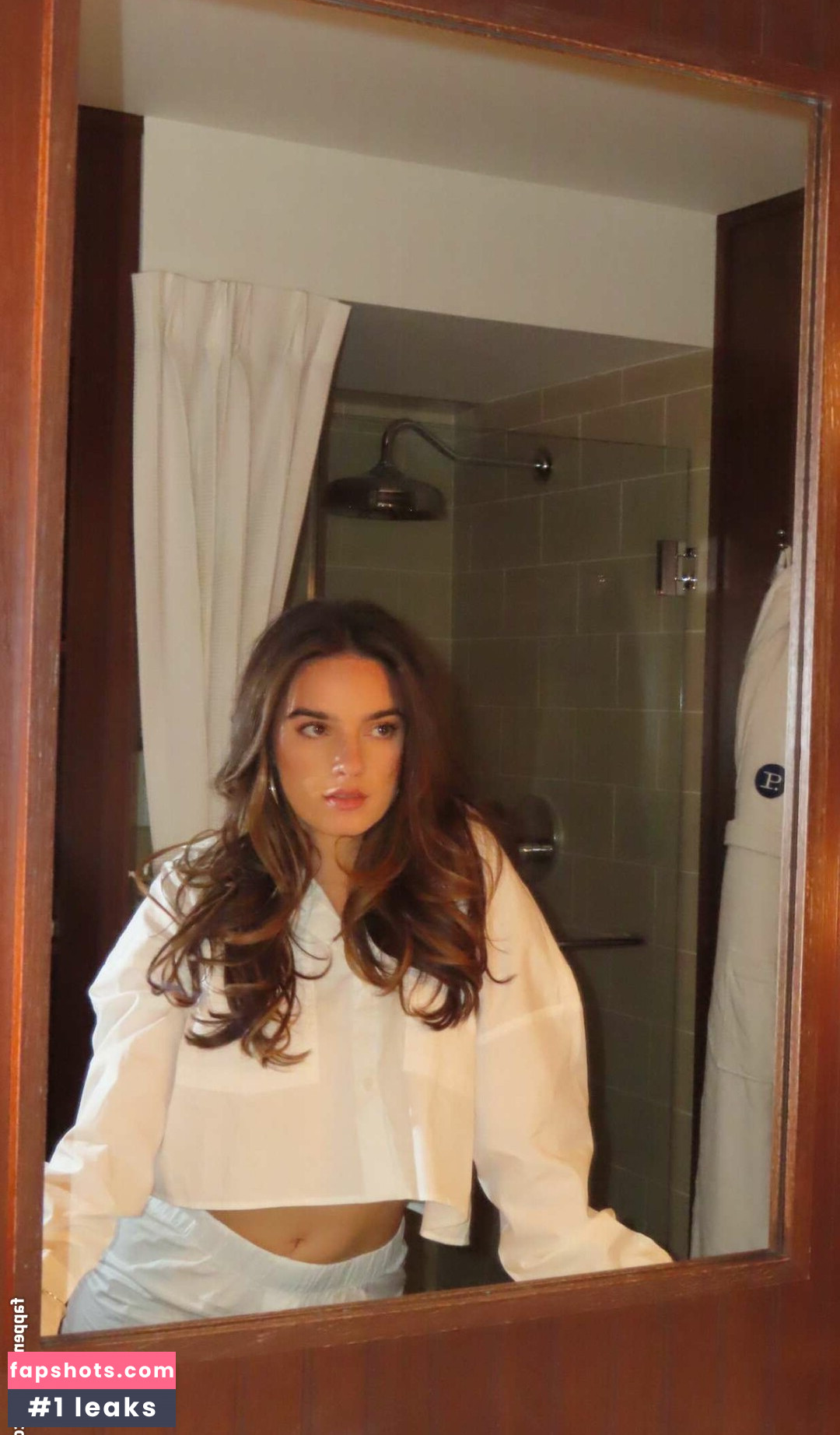 Natalie Mariduena gallery photo #40