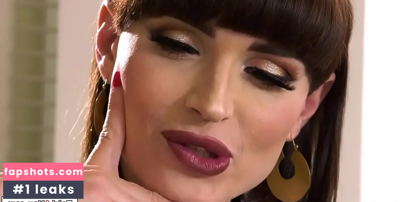 Natalie Mars gallery photo #17