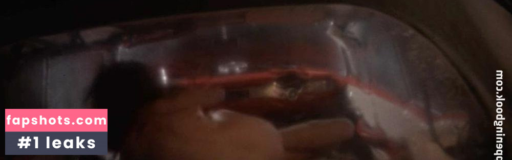 Natalie McCurry gallery photo #5