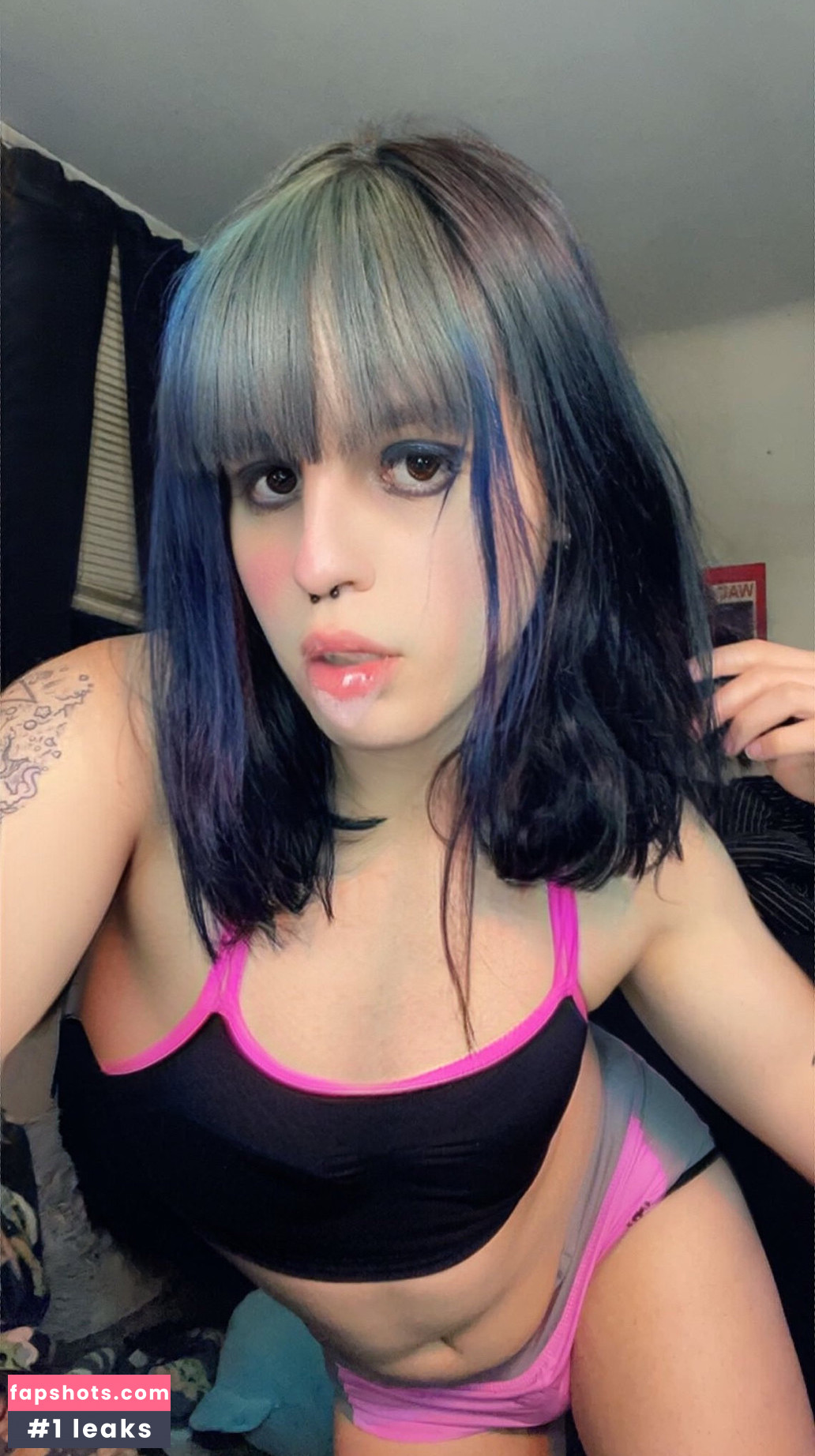 Natalie_okan gallery photo #79