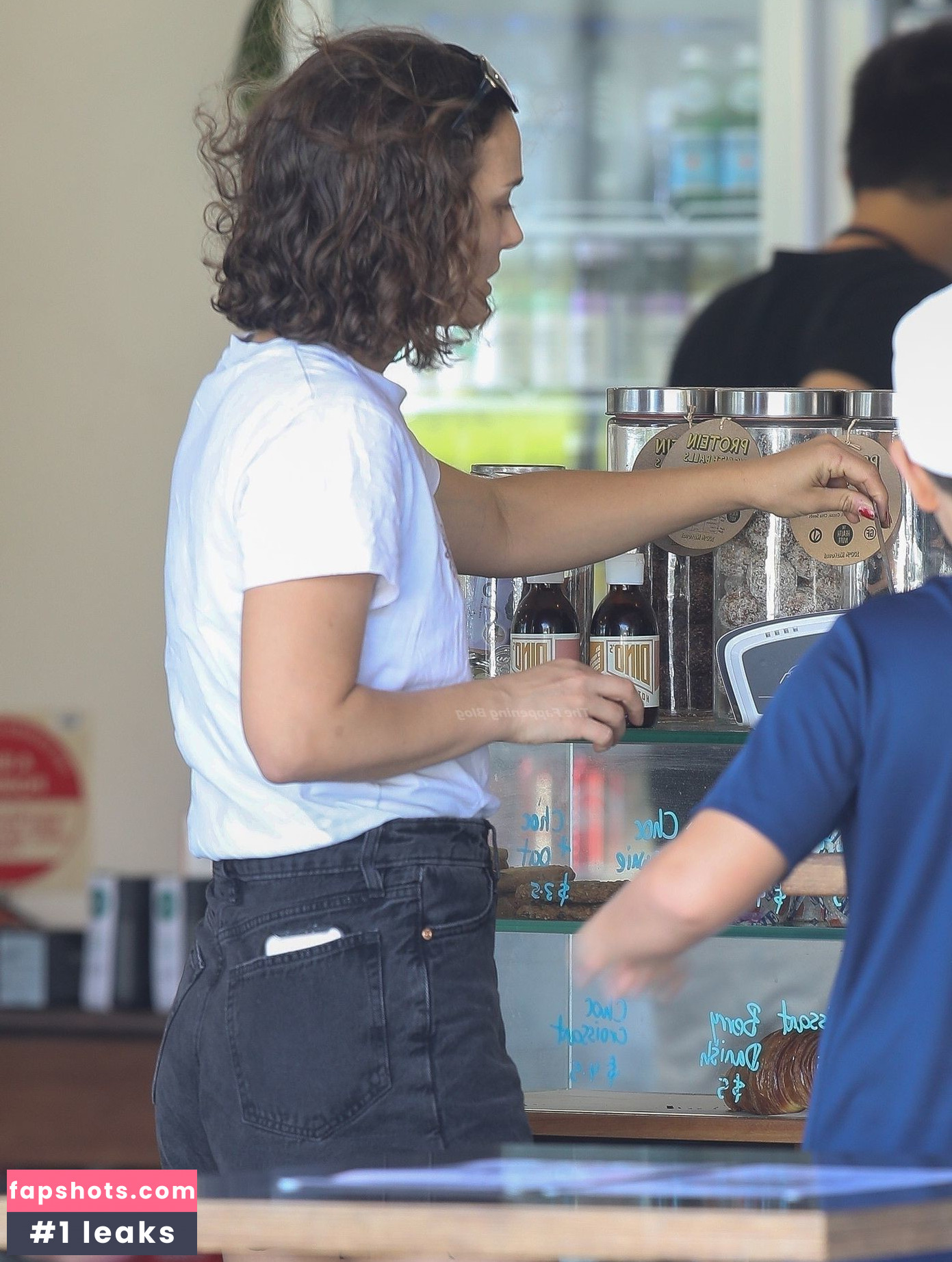 Natalie Portman gallery photo #1313