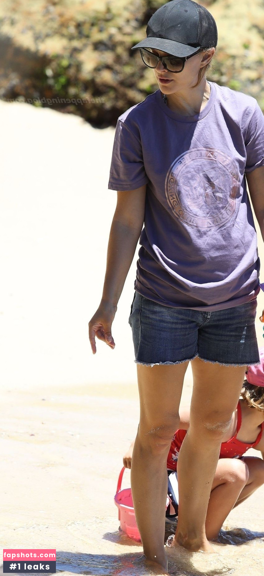 Natalie Portman gallery photo #1357