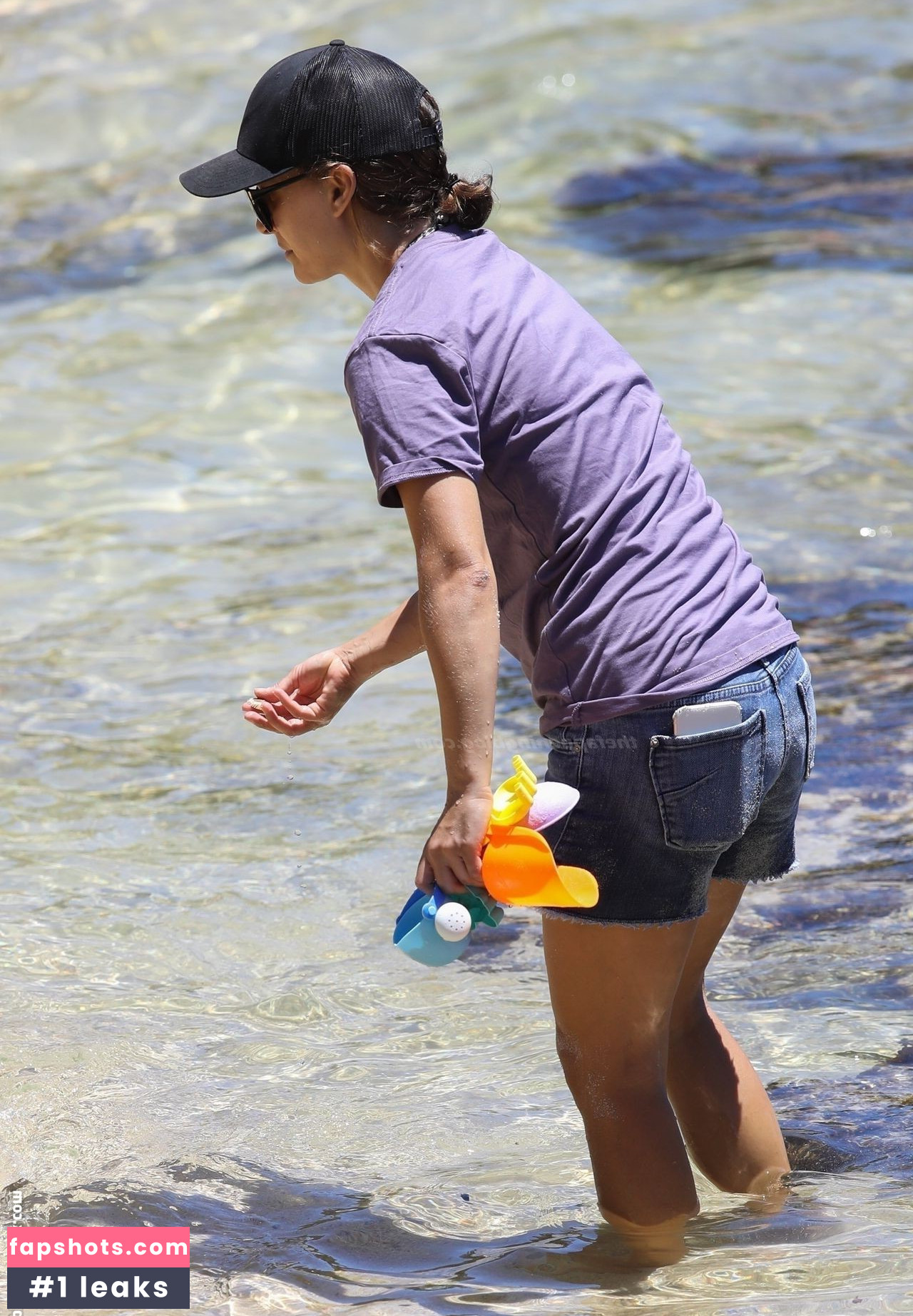 Natalie Portman gallery photo #1358