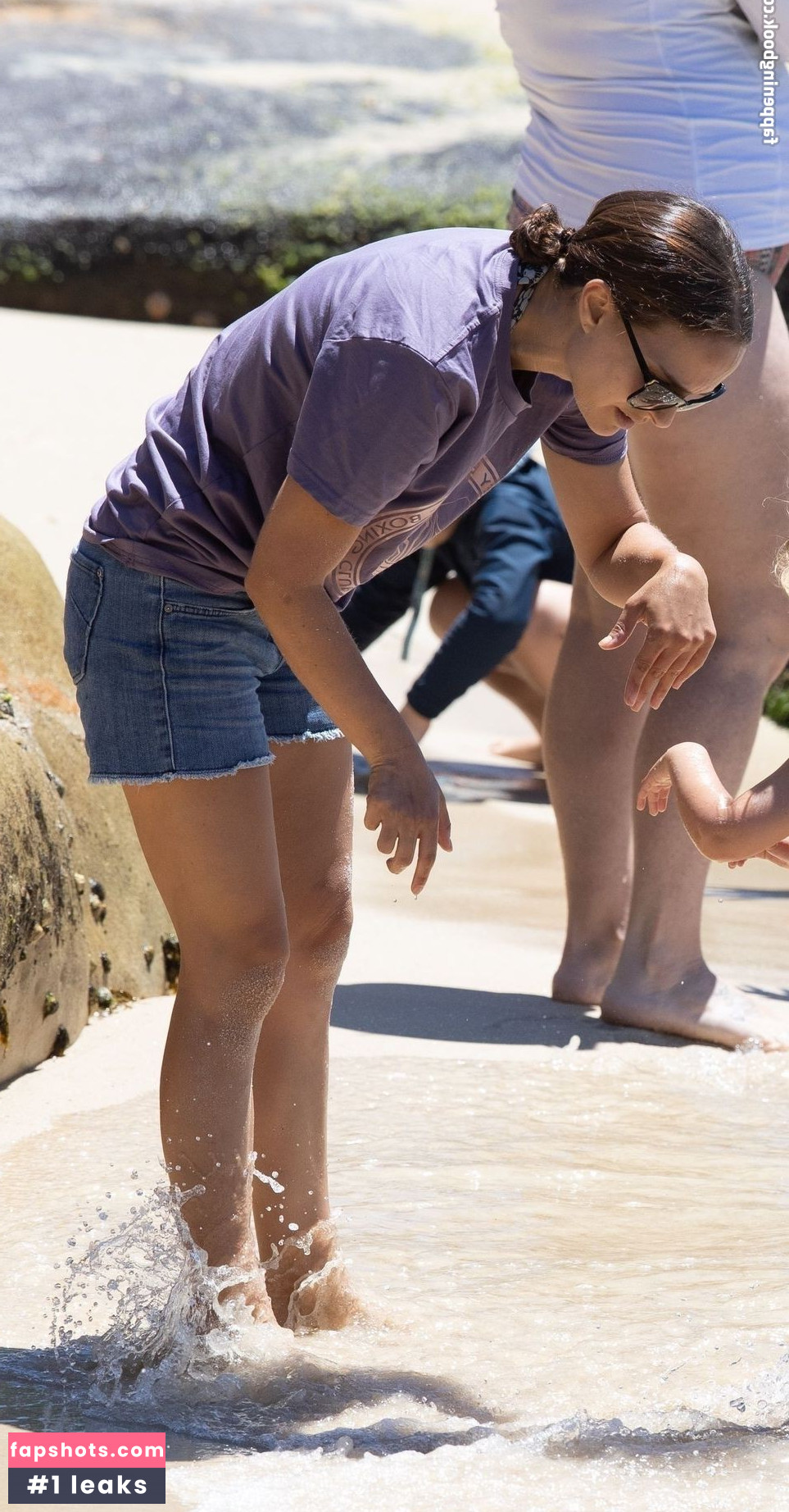 Natalie Portman gallery photo #1395