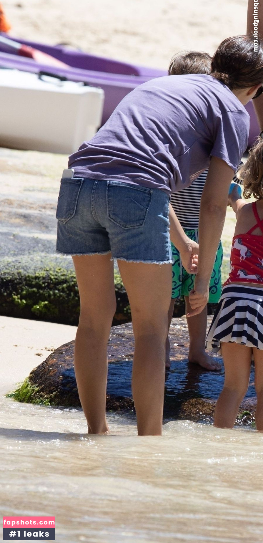 Natalie Portman gallery photo #1400