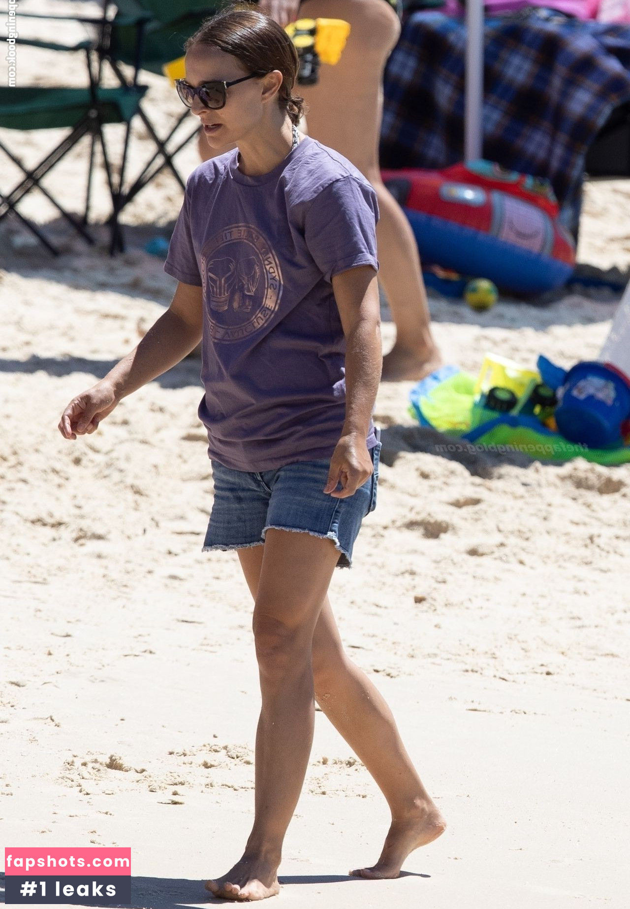 Natalie Portman gallery photo #1403